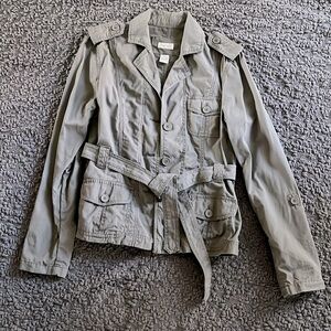 Maurice’s sz L gray casual jacketed. NWOT. Smoke/Pet free home